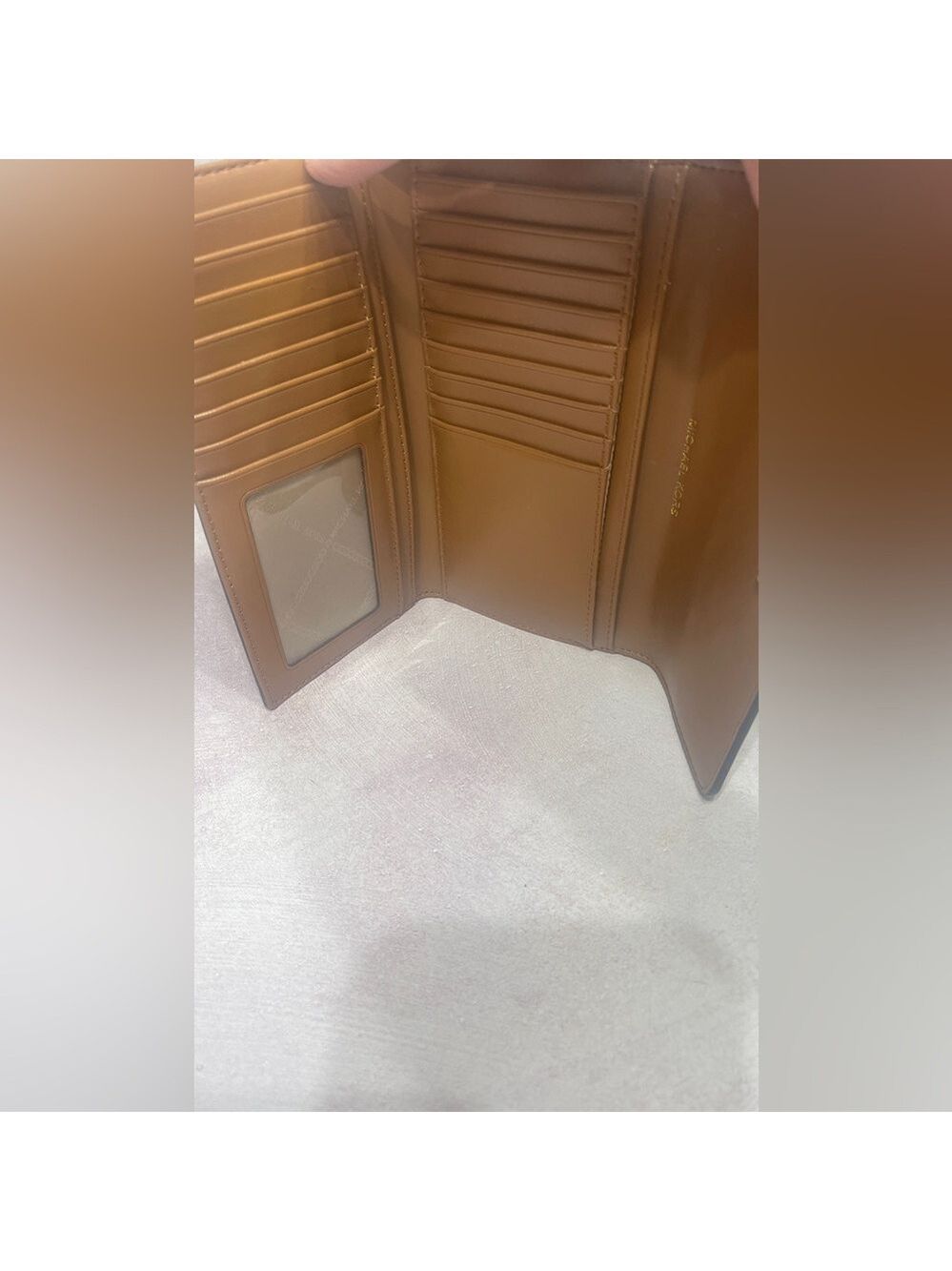 Michael Kors Sullivan TZ Crossbody & Wallet Set MK Signature Logo Vanilla/Acorn - Picture 10 of 10